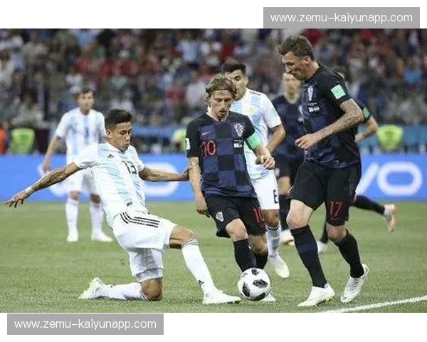 卢日尼基的雨，格列兹曼的泪，与莫德里奇未完的狂想曲：重回法克之巅